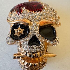 Betsey Johnson Rhinestone Skull Pendant / Bag Charm Gold Tone